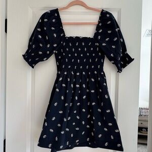 NWT XS hill house home Athena dress in navy floral jacquard.